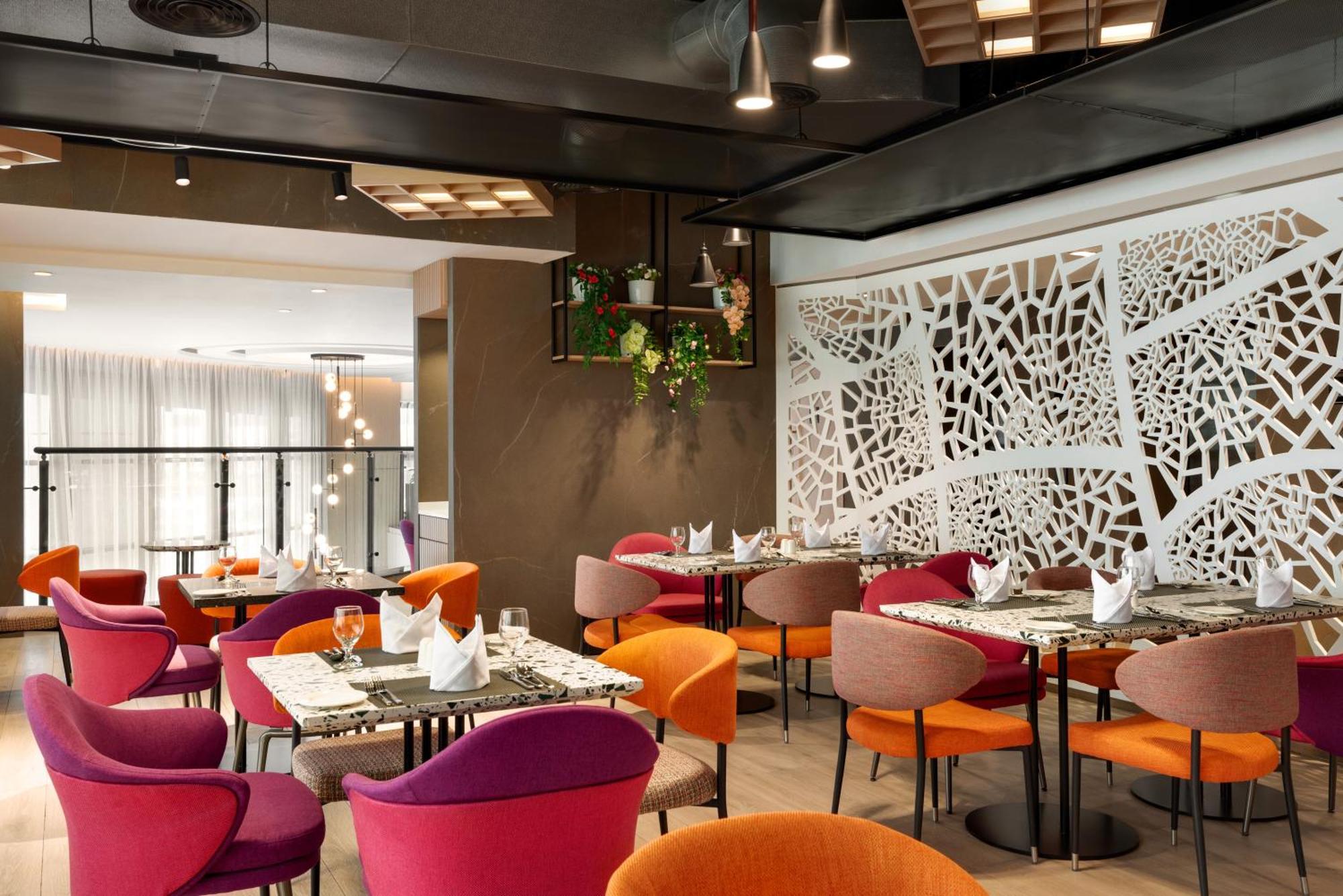 La Quinta By Wyndham Al Wahda 4* Abu Dhabi